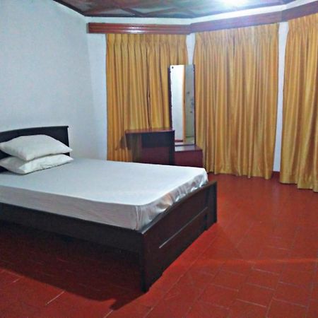 Diyaluma Falls Inn Koslanda Extérieur photo