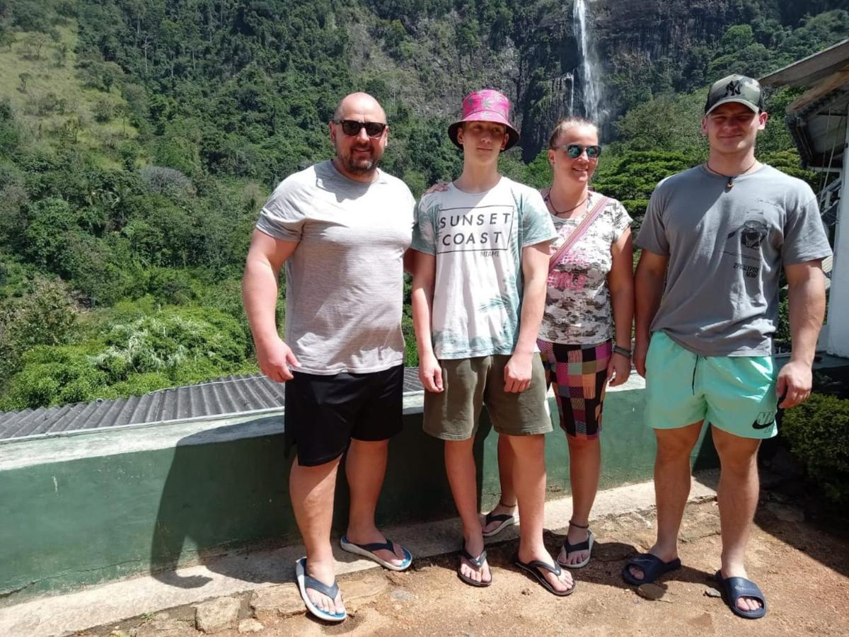 Diyaluma Falls Inn Koslanda Extérieur photo
