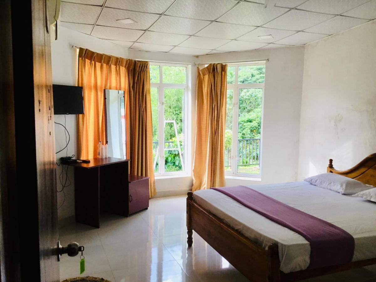 Diyaluma Falls Inn Koslanda Extérieur photo