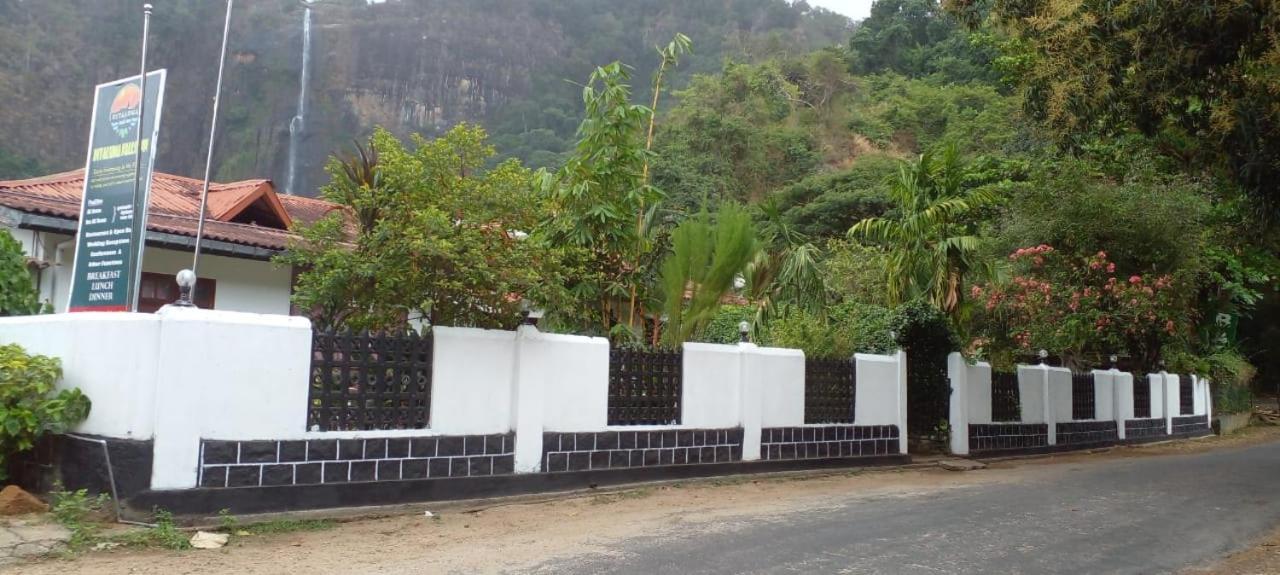 Diyaluma Falls Inn Koslanda Extérieur photo