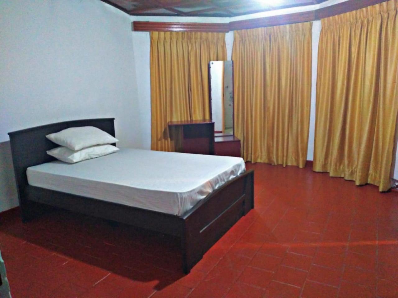 Diyaluma Falls Inn Koslanda Extérieur photo
